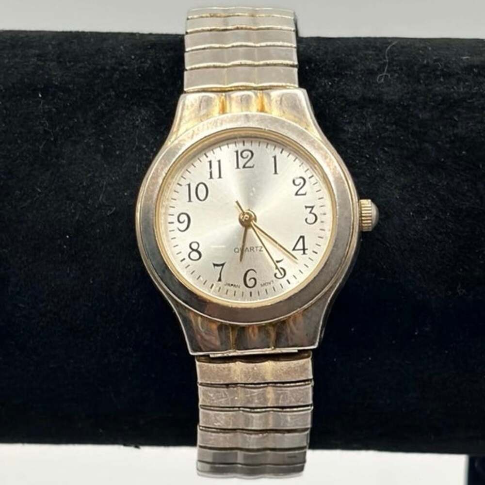 Silver Classic Watch - Picture 2 of 4